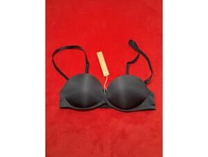 Skims Ultimate Push Up Strapless Bra Color ONYX Size 32A